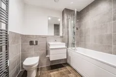 Quayle Crescent, LONDON