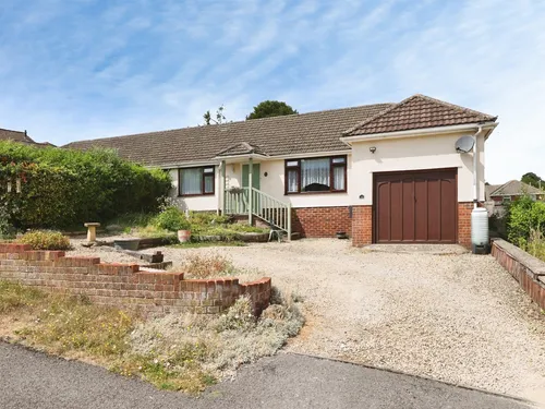Hillside Drive, Gomeldon, Salisburyphoto