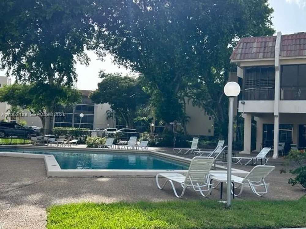 6555 W Broward Blvd, Plantation, FL 33317