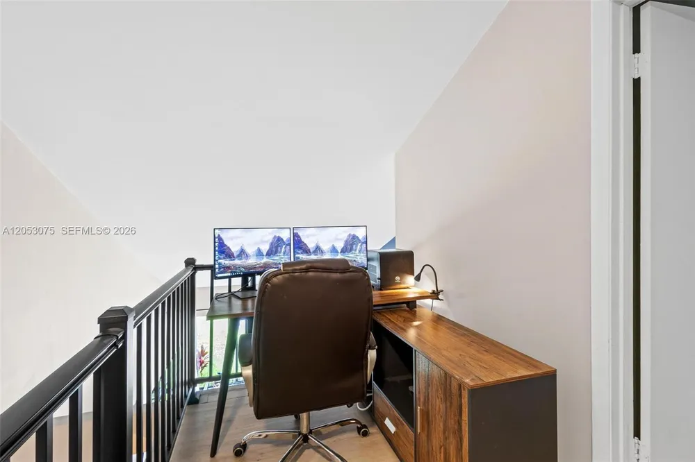 11166 NW 37th St, Sunrise, FL 33351
