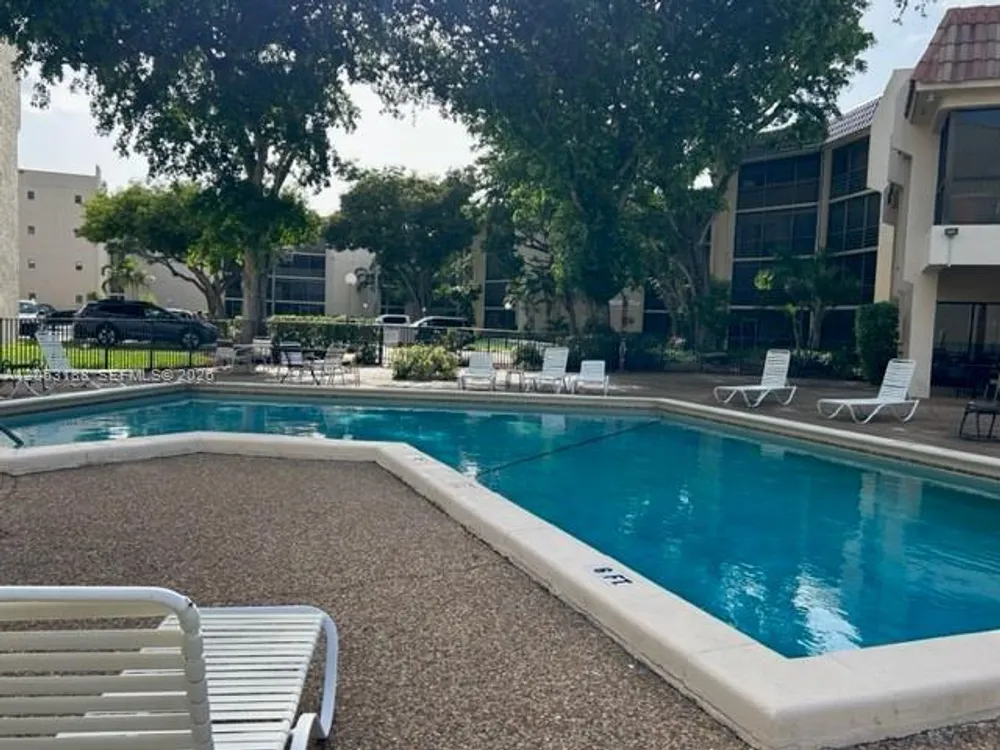 6555 W Broward Blvd, Plantation, FL 33317
