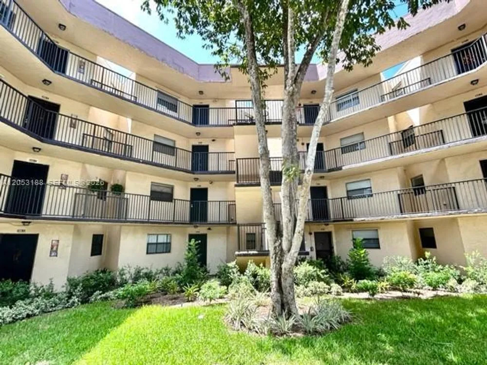 6555 W Broward Blvd, Plantation, FL 33317