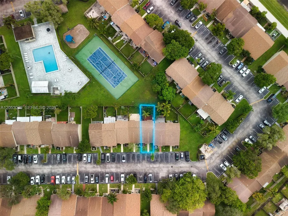 11166 NW 37th St, Sunrise, FL 33351