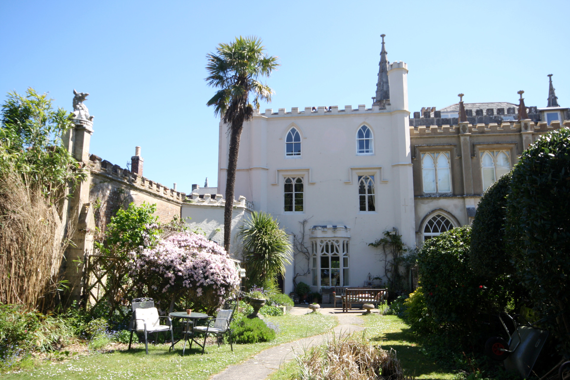 Newlands Manor  Image 1