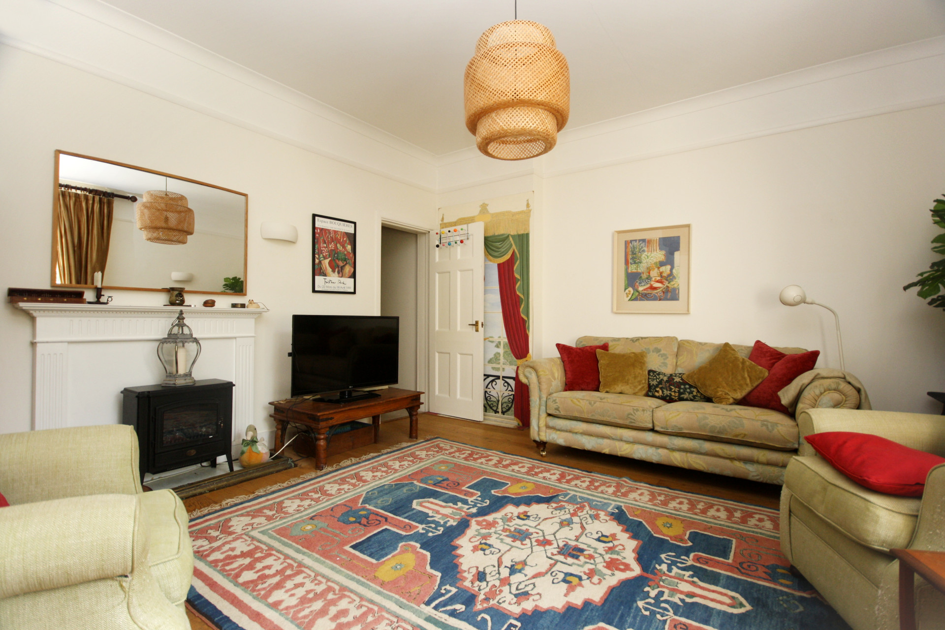 Newlands Manor  Image 3