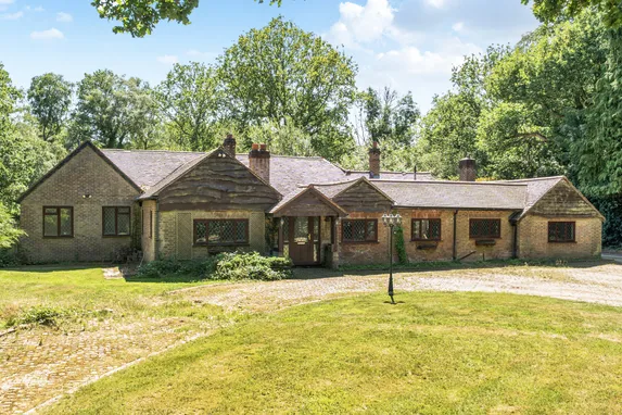 Ashen Grove Road, Sevenoaks, TN15