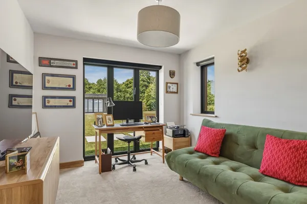 Hammerpond Road, Plummers Plain, RH13 photo 8