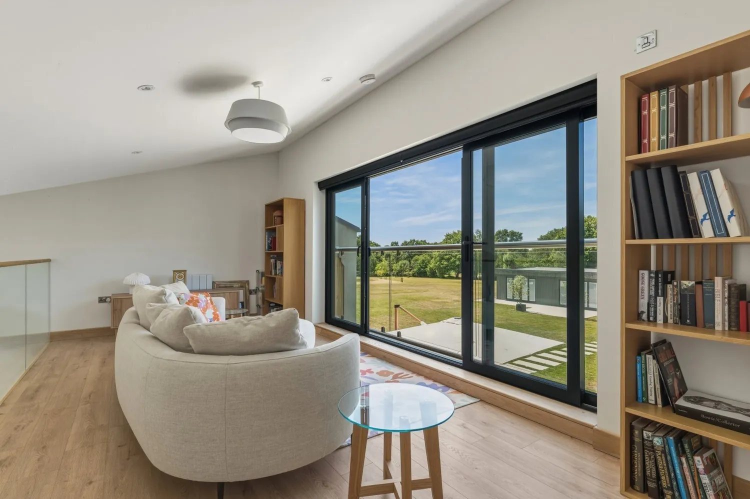 Hammerpond Road, Plummers Plain, RH13 photo 12