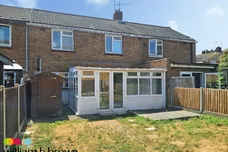 Latchetts Shaw, BASILDON