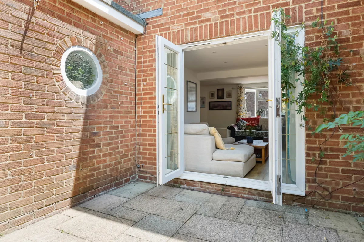 Sangers Drive, Horley, Surrey, RH6