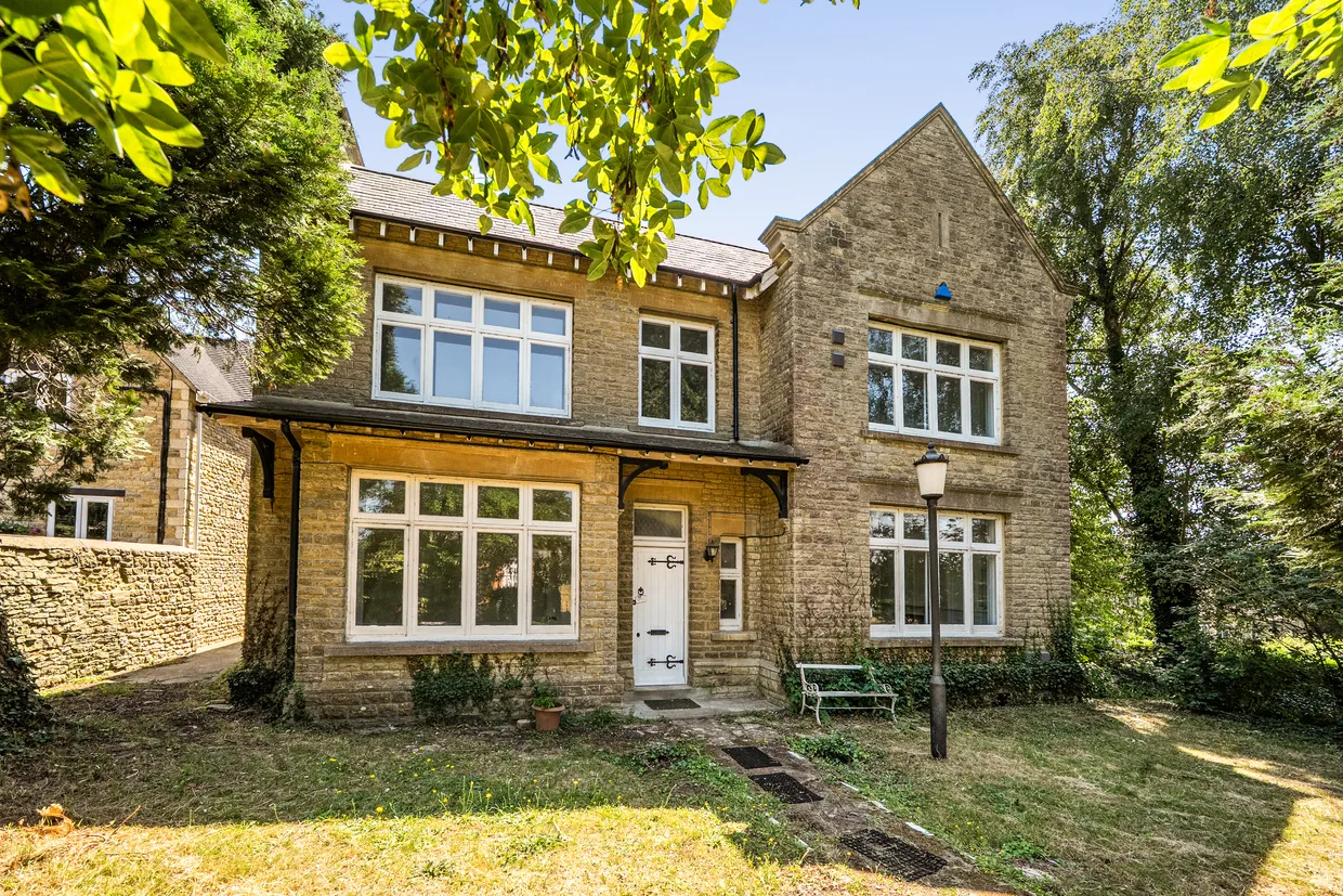 The Green, Upper Heyford, OX25 photo 1