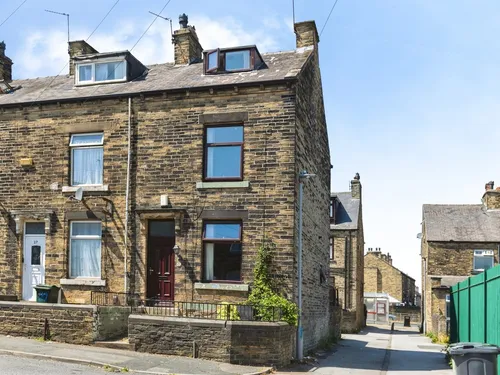 Runswick Terrace, Bradfordphoto