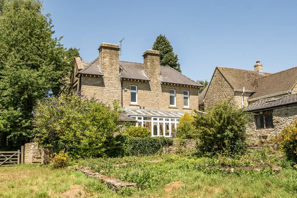 The Green, Upper Heyford, OX25 photo 6