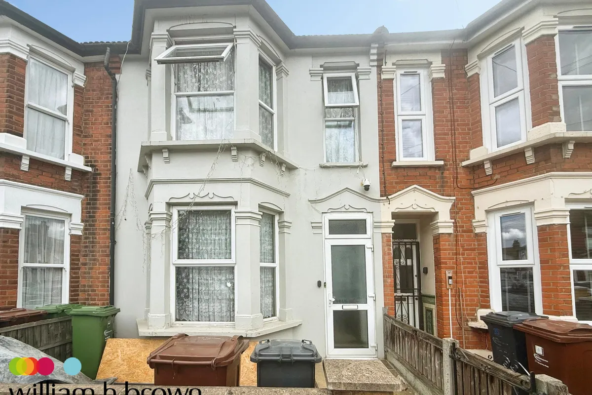 Sunningdale Avenue, BARKING