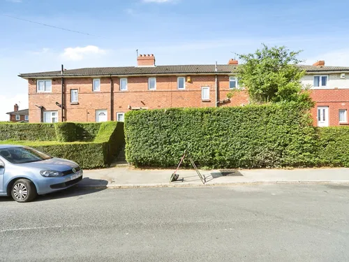 Hollin Park Crescent, Leedsphoto