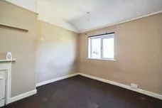 Hollin Park Crescent, Leeds