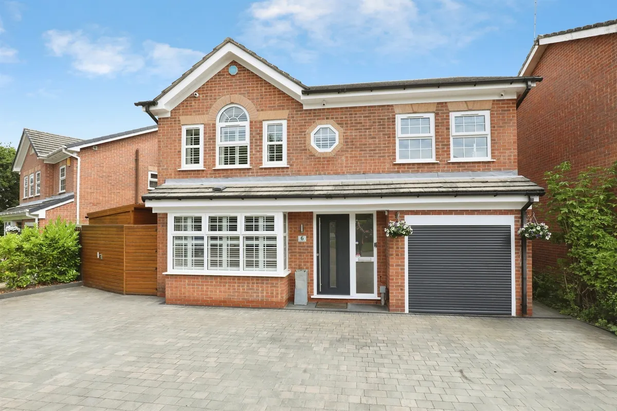 Mayfair Drive, NORTHWICH