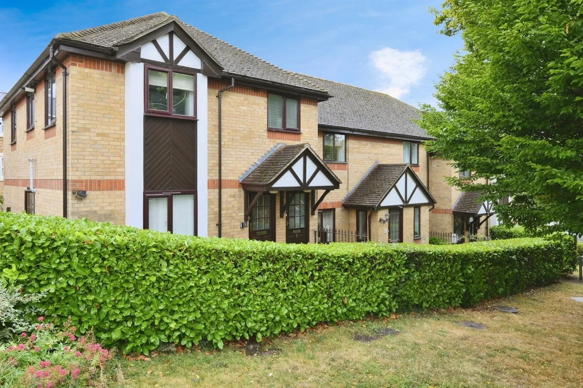 Collett Road, Ware