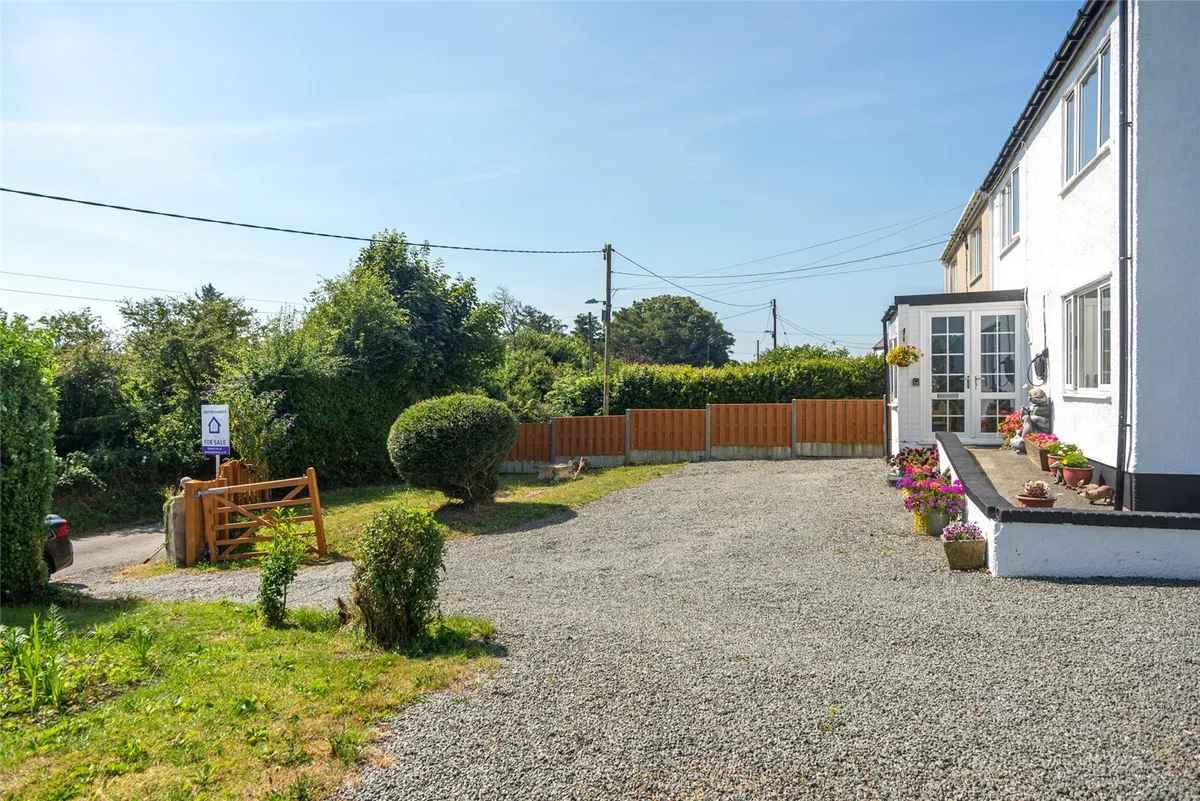 Llantrisant, Holyhead, Isle of Anglesey, LL65