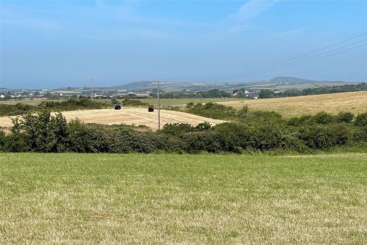 Llantrisant, Holyhead, Isle of Anglesey, LL65