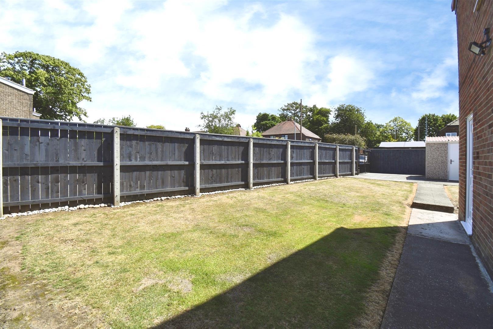 Truro Close, Sutton Image 4
