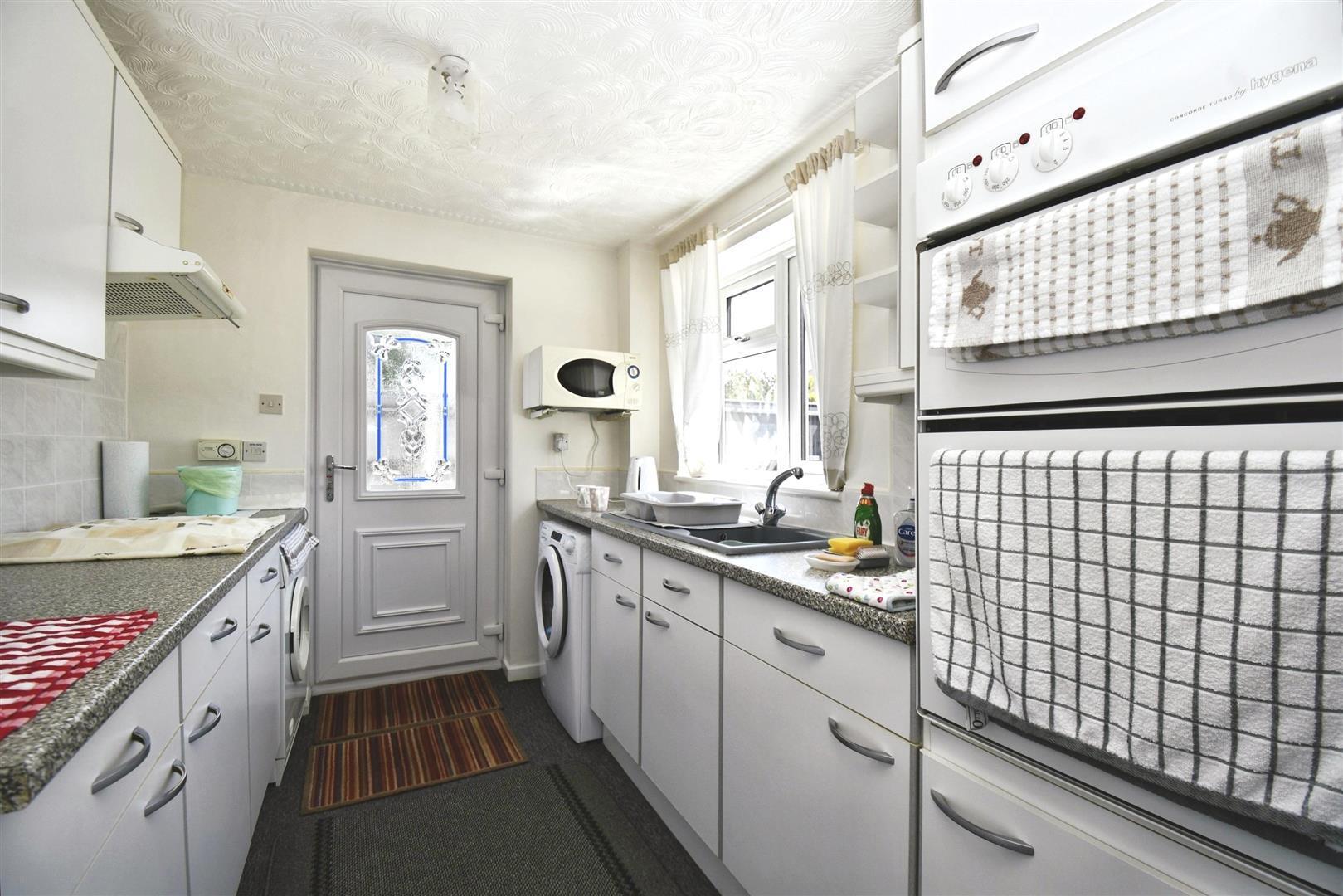 Truro Close, Sutton Image 7