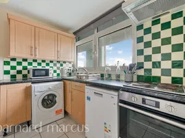Brandon Estate, London photo