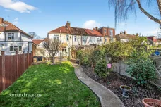 Rochester Avenue, Feltham