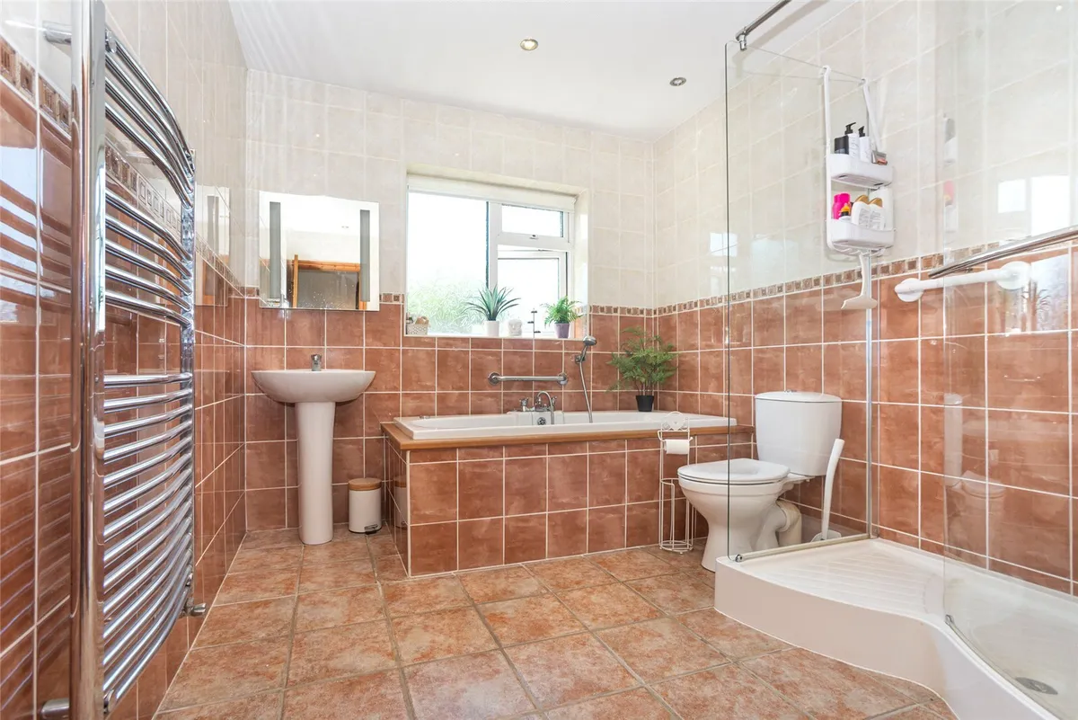 Cemaes Bay, Isle of Anglesey, LL67
