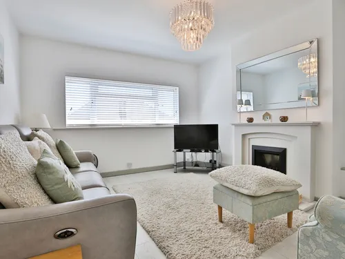 Worrell Drive, Poolephoto