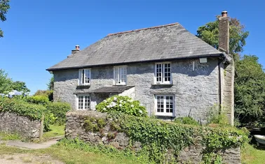 Pelynt - Farmhouse & Large Garden