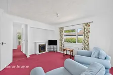 Hillcrest, Tadworth