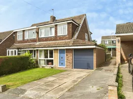 Greenlea Road, Yeadon, Leeds photo