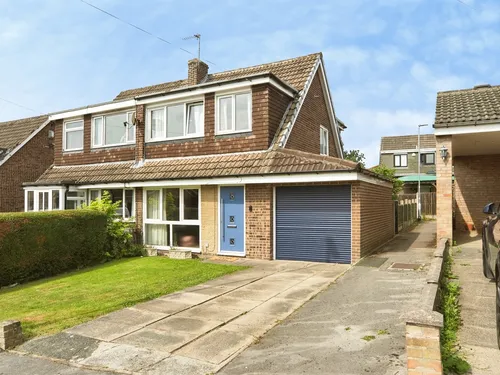 Greenlea Road, Yeadon, Leedsphoto