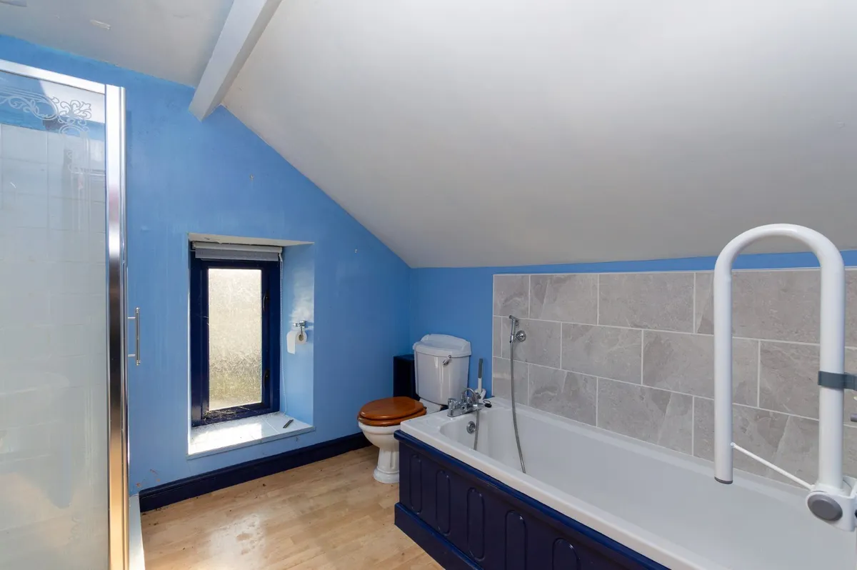 Llannerch-y-Medd, Isle of Anglesey, LL71