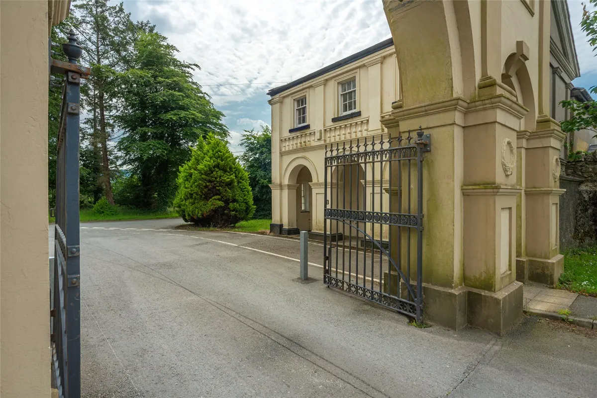 Clynnog Road, Caernarfon, Gwynedd, LL54