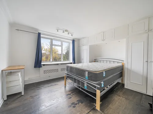 Finborough Road, Londonphoto