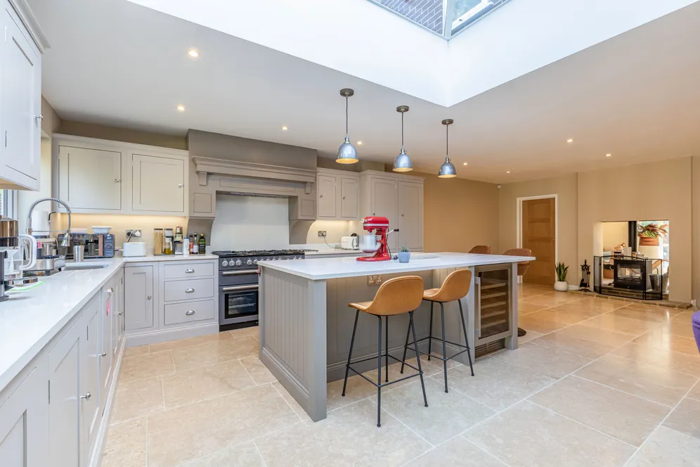 Dartnell Park Road, West Byfleet, KT14 photo 5