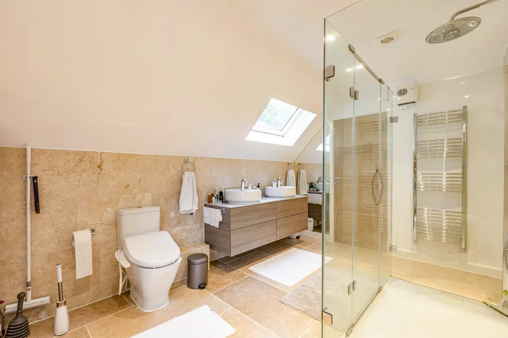 Dartnell Park Road, West Byfleet, KT14 photo 13