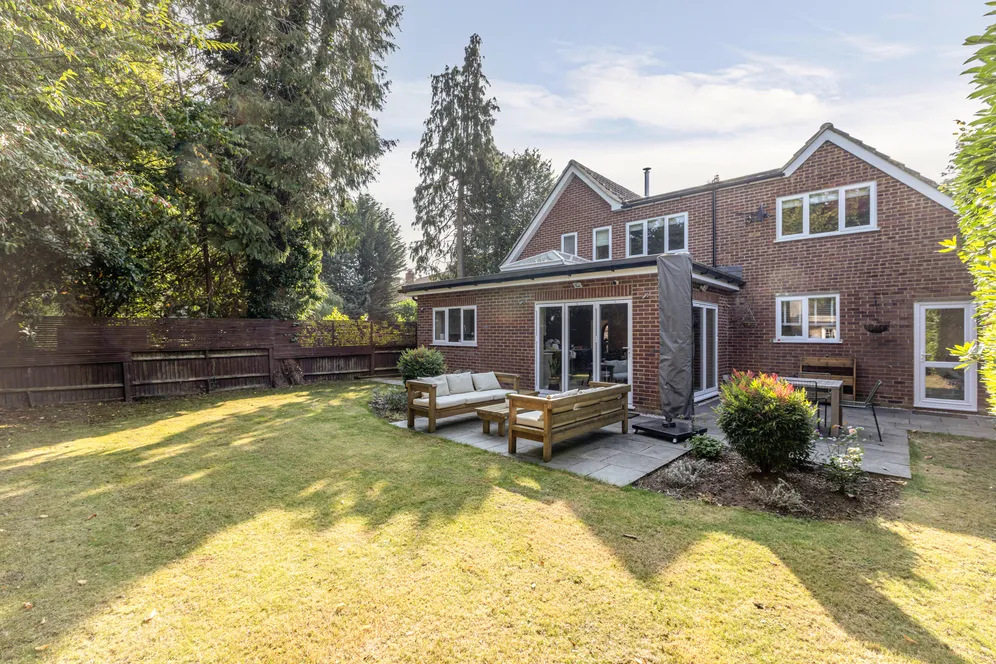 Dartnell Park Road, West Byfleet, KT14 photo 21
