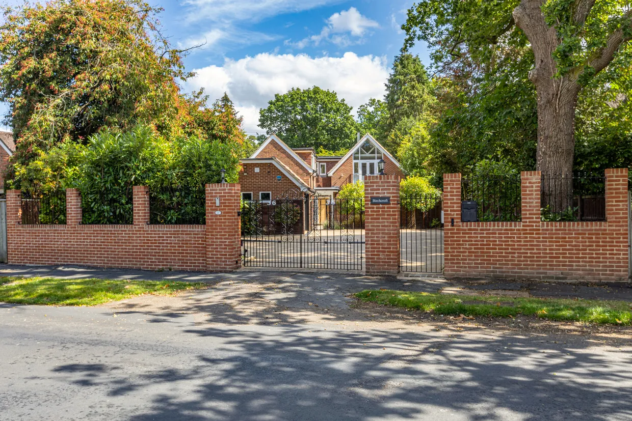 Dartnell Park Road, West Byfleet, KT14 photo 23