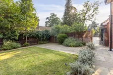 Dartnell Park Road, West Byfleet, KT14 photo 24
