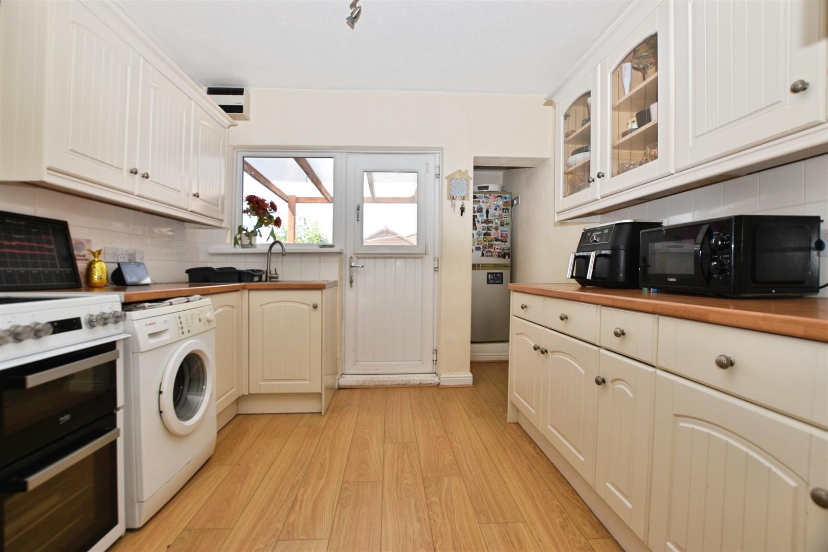 Roslyn Road, Hull Image 3