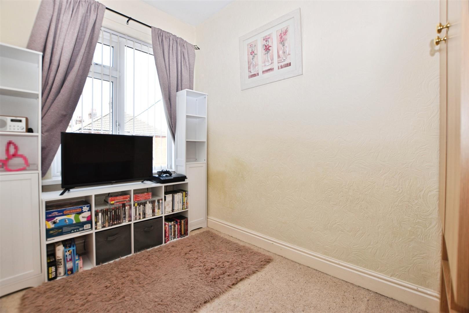 Roslyn Road, Hull Image 8