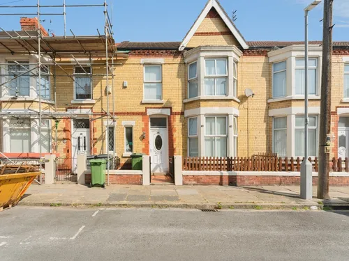 Balfour Road, Prentonphoto