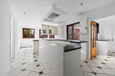 Crocus Grove, Irvine