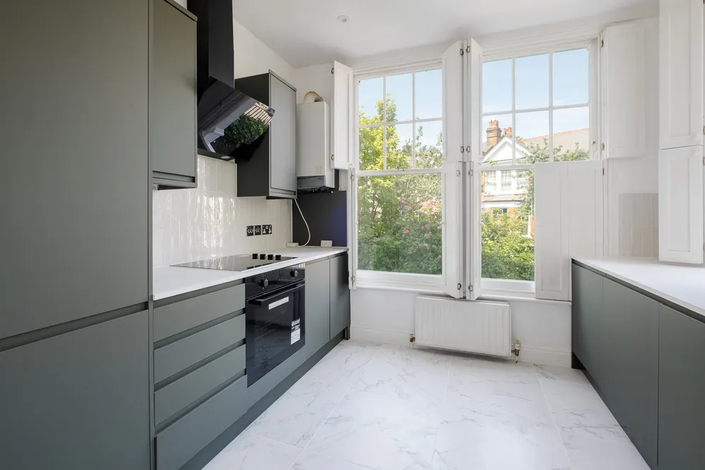 Woodland Rise, London, N10 photo 3