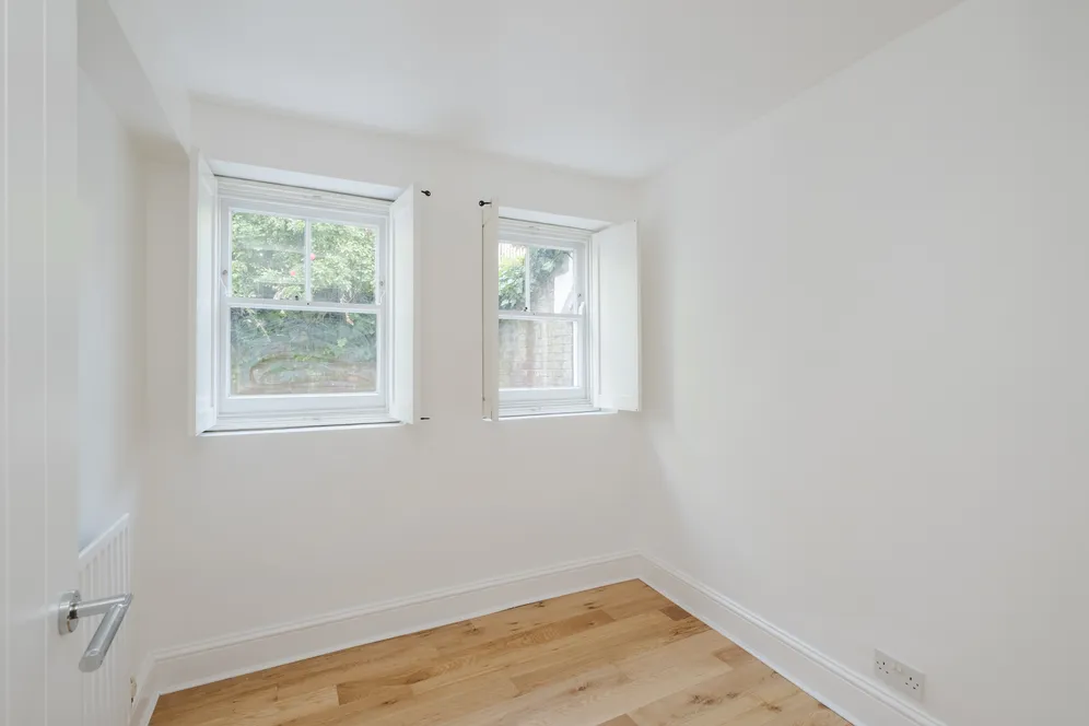 Woodland Rise, London, N10 photo 11