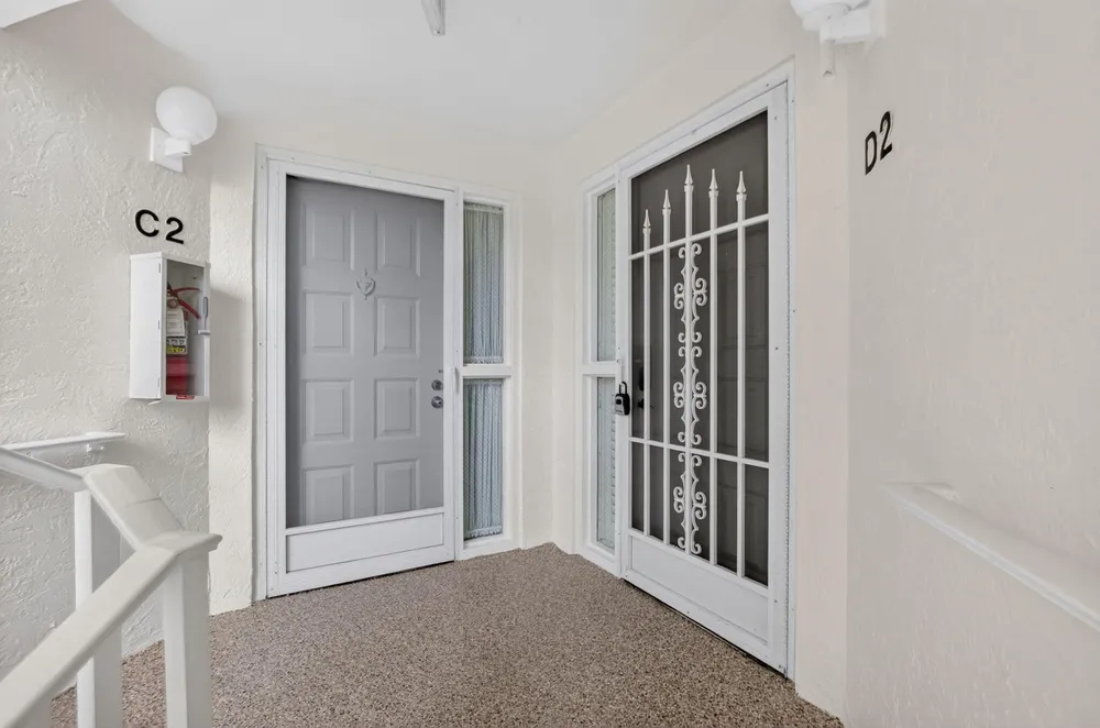 104 Half Moon Circle, Hypoluxo, FL 33462