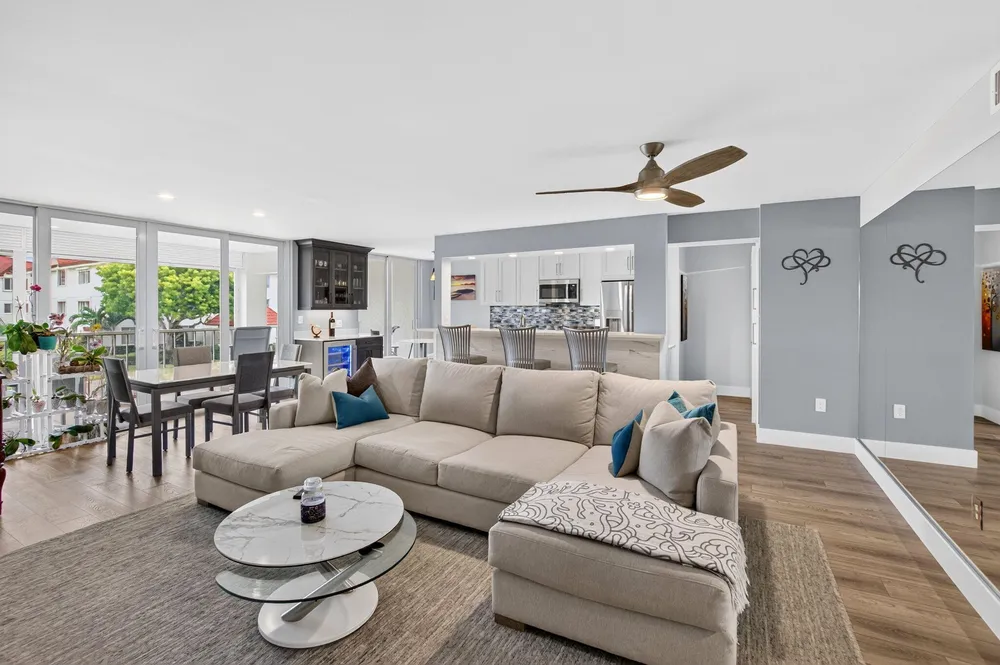 104 Half Moon Circle, Hypoluxo, FL 33462